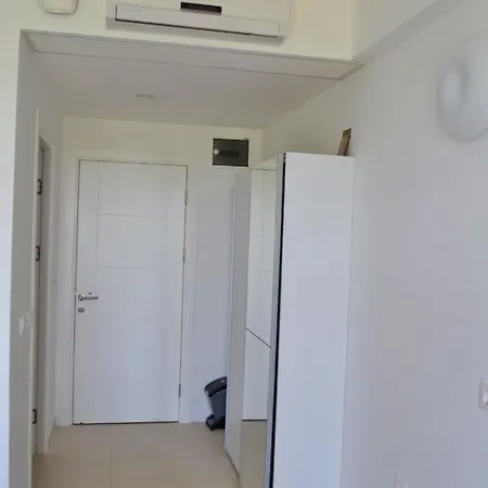 Private Room In Olimp With Lake And Sunset View Apart Otel *